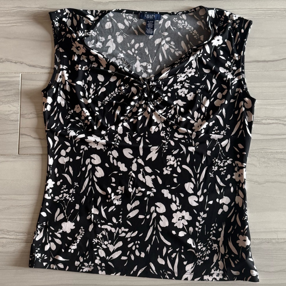 Chaps Black and White Floral Sleeveless Blouse